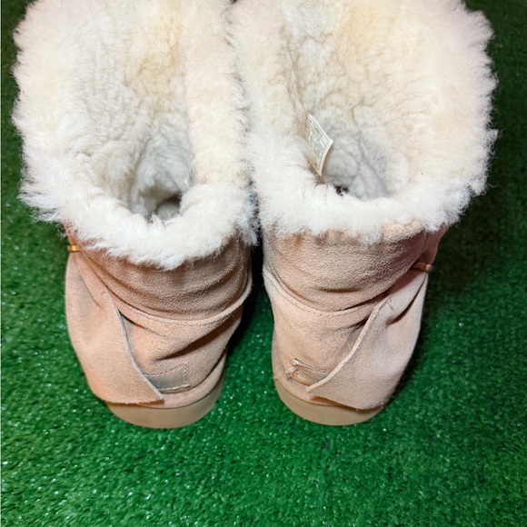 UGG Classic Mini Twist Chestnut Suede Fur Boots Womens Size 6 - Picture 4 of 11